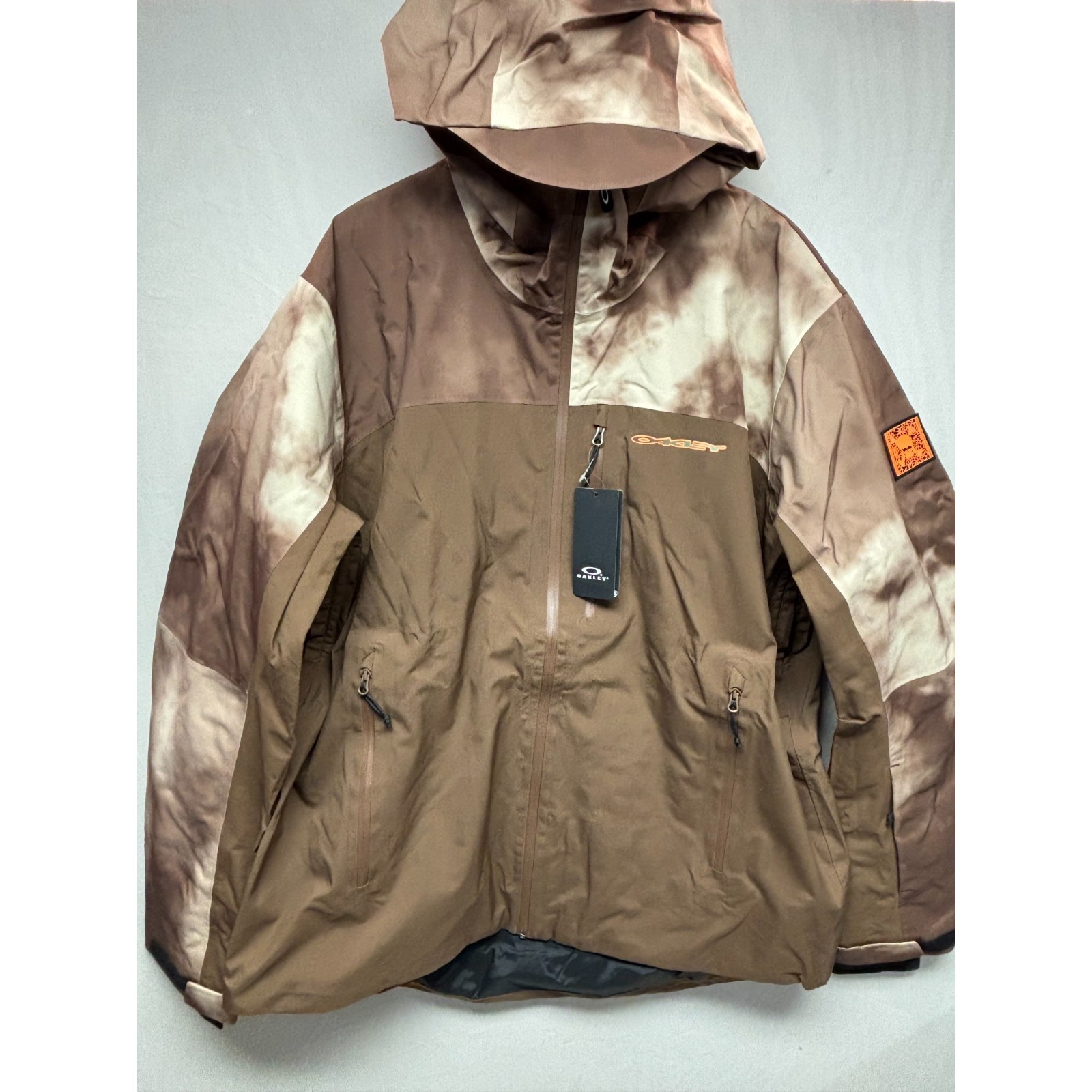 Oakley Tc Skull Reduct Shell Jacket Mens Carafe Brown Clouds Print Hooded Xl Nwt